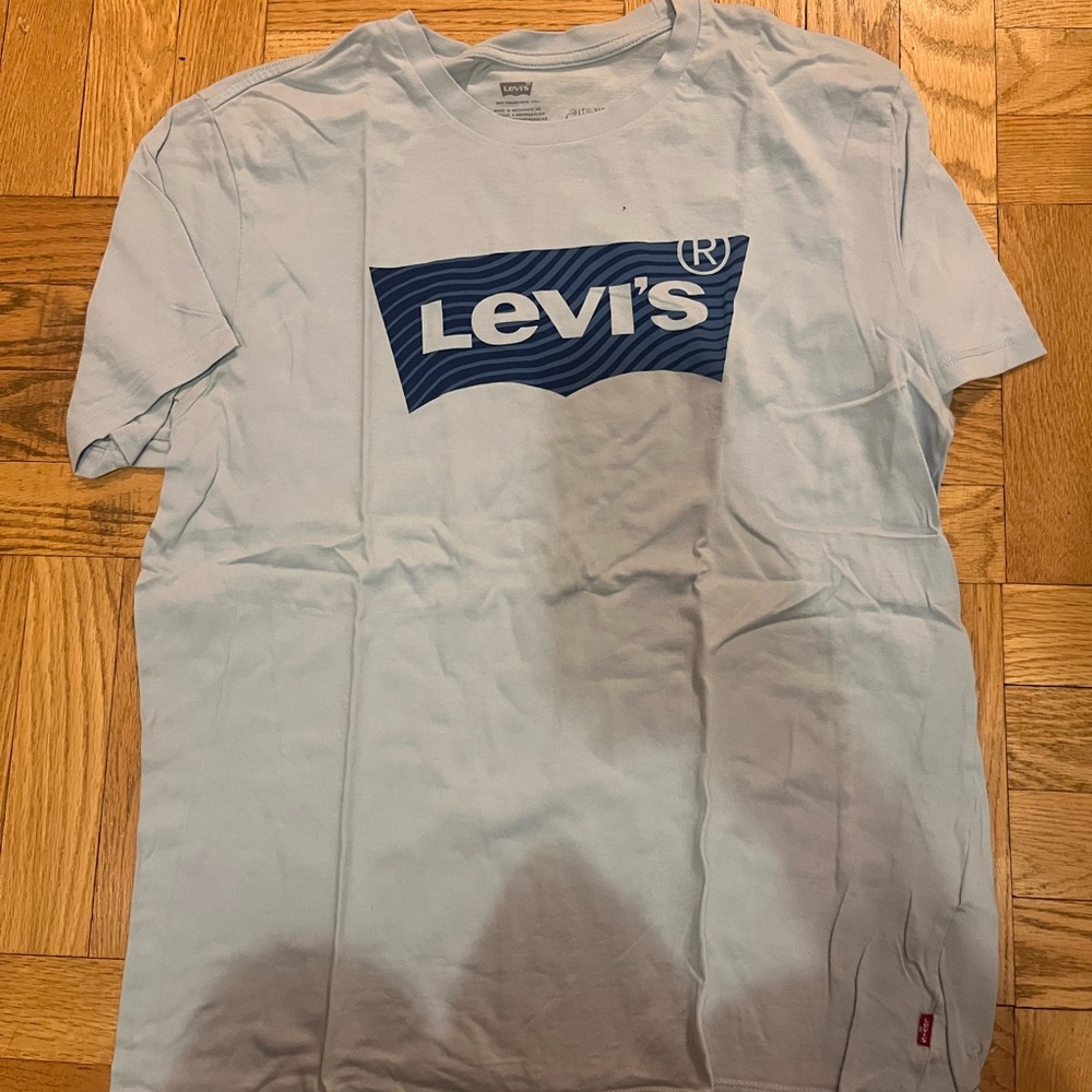Classic Levi’s T